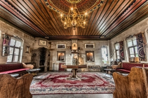 هتل موزه اوچیسار