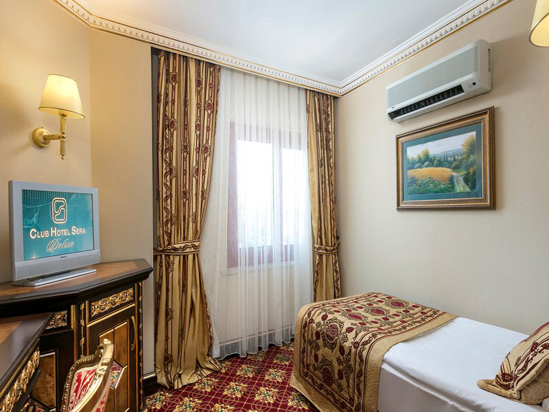 هتل کلاب سرا آنتالیا