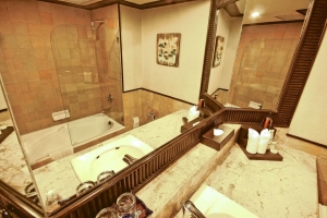 هتل کاتا بیچ اند ریزورت پوکت