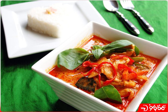 گائنگ دائنگ (Gaeng Daeng)