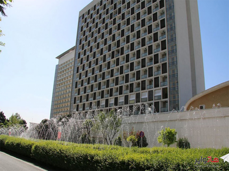 هتل بین المللی پارسیان استقلال 